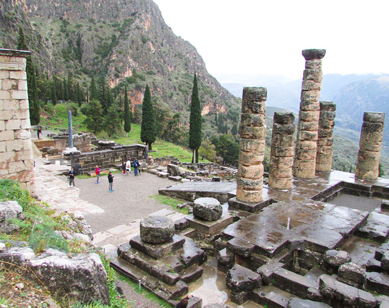 Delphi Tour